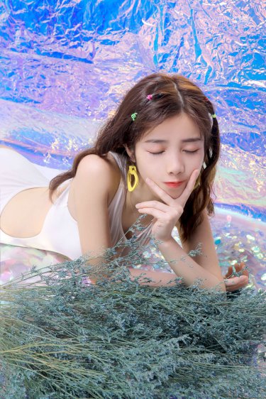 她说你在看电影是什么意思