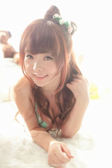 穿着牛仔裤的钟馗